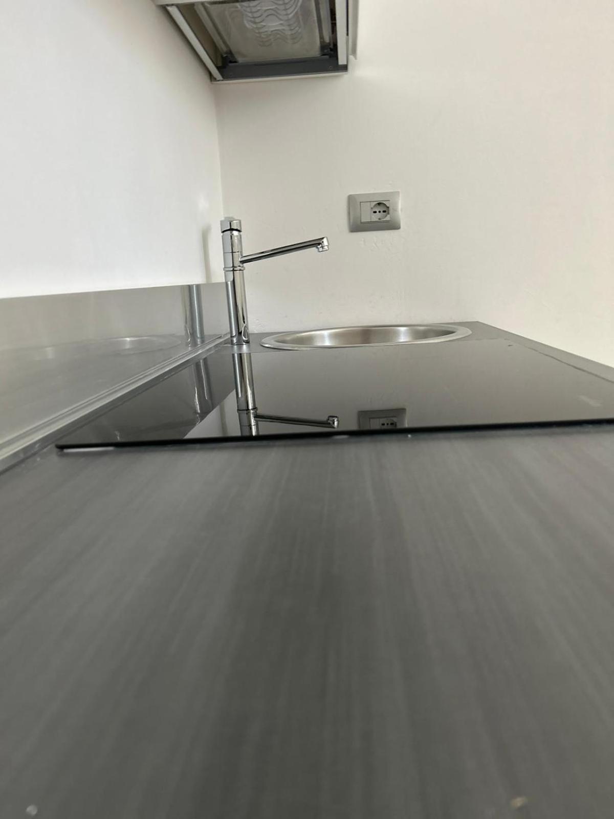 Elegant Studio Μιλάνο Εξωτερικό φωτογραφία