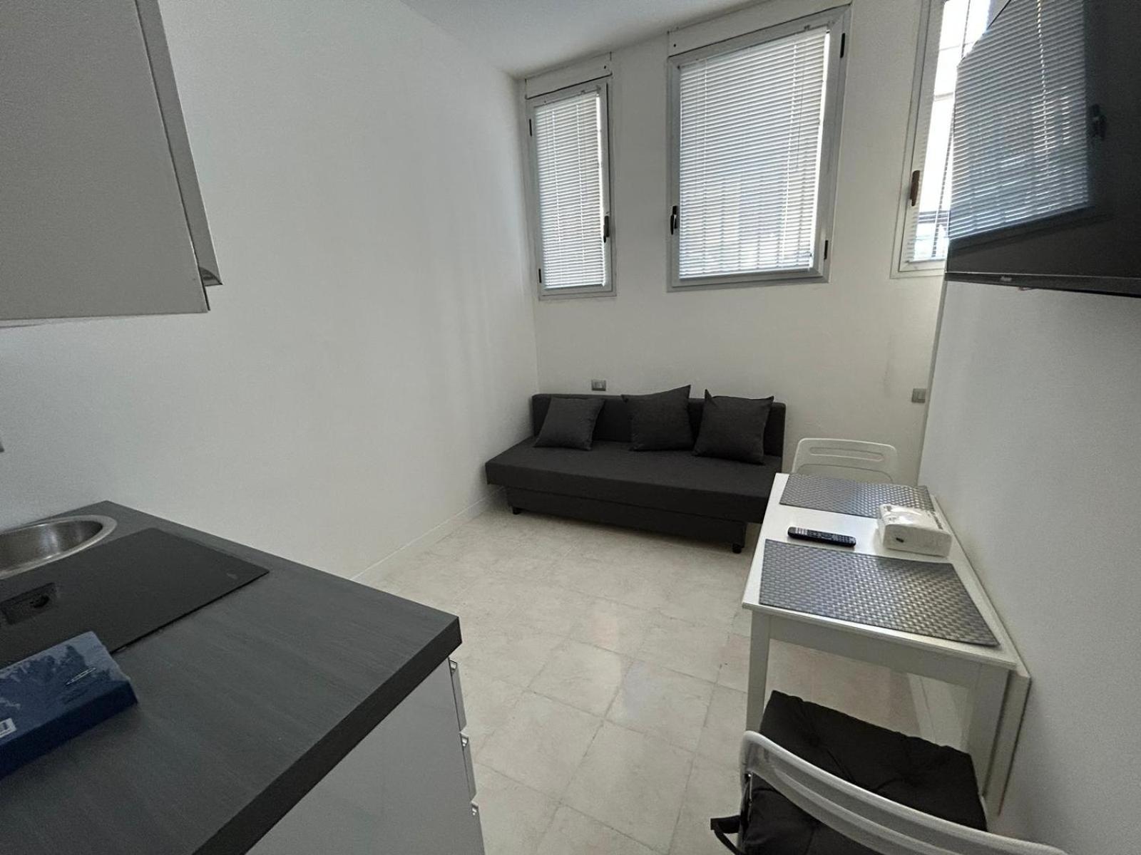 Elegant Studio Μιλάνο Εξωτερικό φωτογραφία