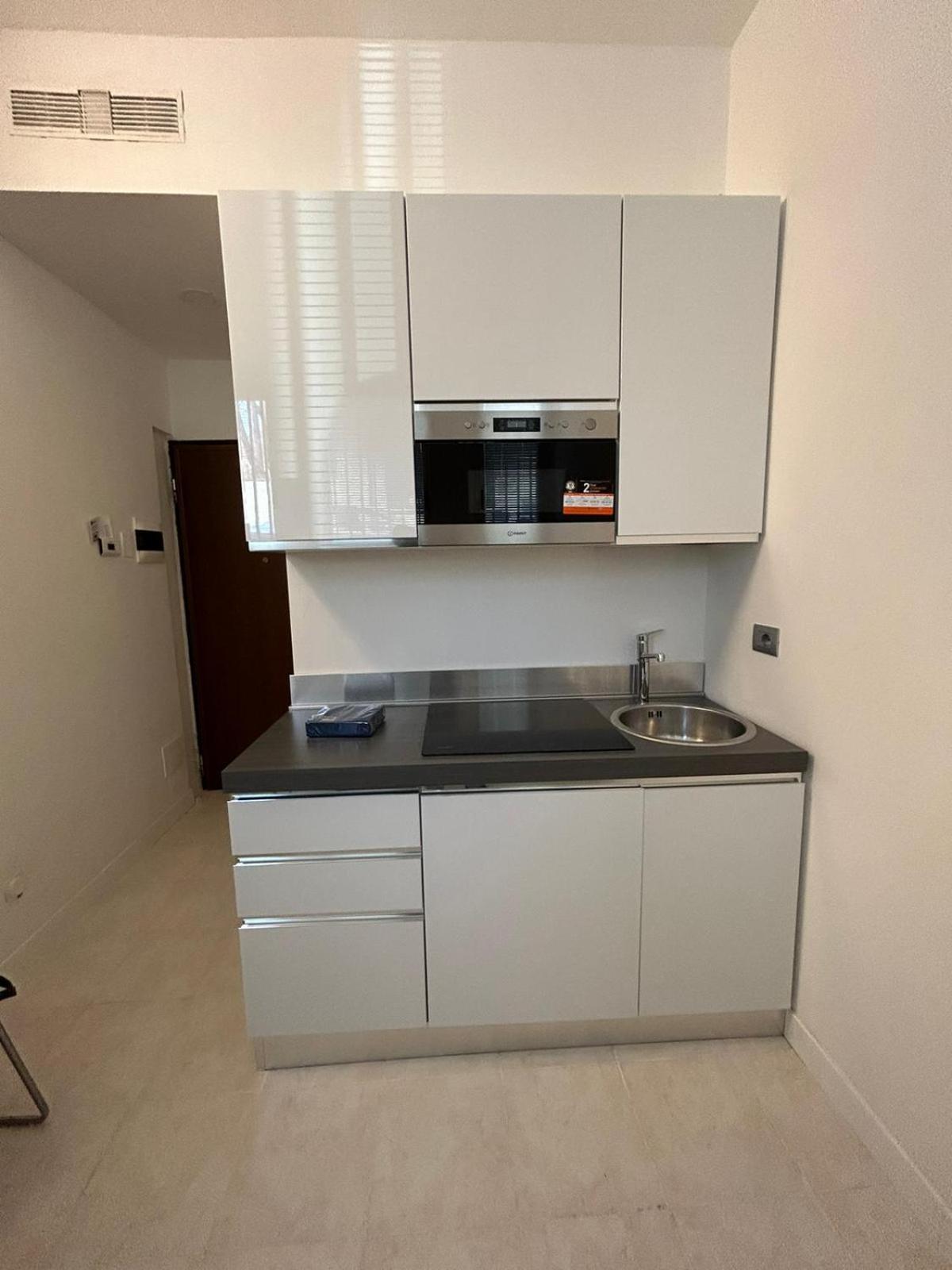 Elegant Studio Μιλάνο Εξωτερικό φωτογραφία